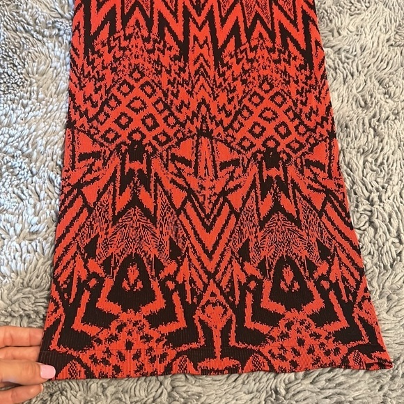 Bebe Bodycon Dress - Picture 6 of 9